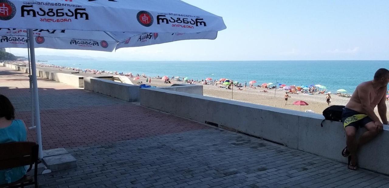 Hotel Near The Sea Kobuleti ภายนอก รูปภาพ